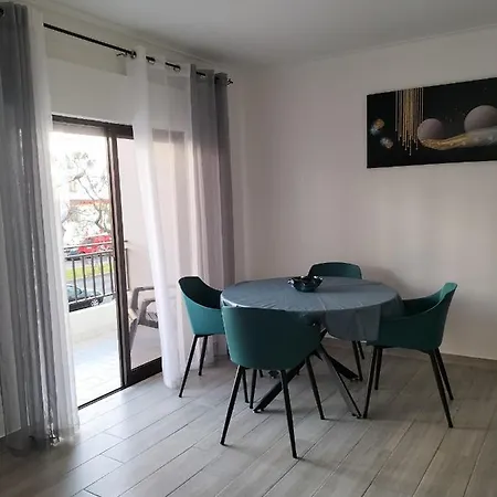 T2 Vista Atlantica 3 Minutos Da De Apartament Quarteira